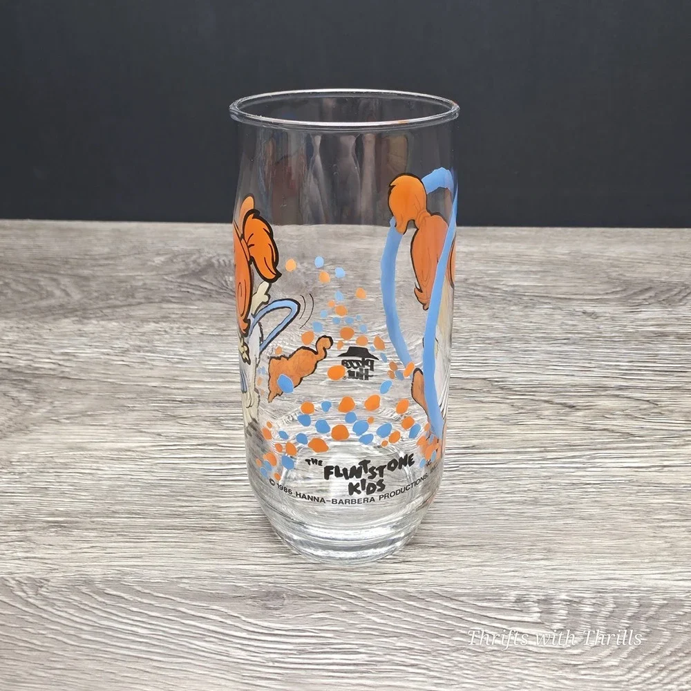 Vintage Pizza Hut Collectible Tumbler - The Flintstones‎ 